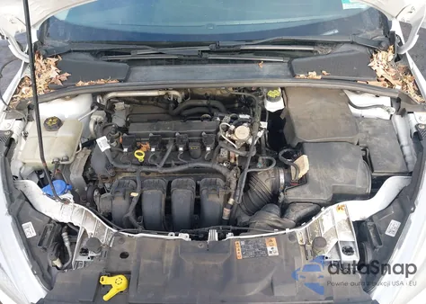 2018 Ford Focus S z USA, uszkodzony, nr VIN 1FADP3E20JL262583